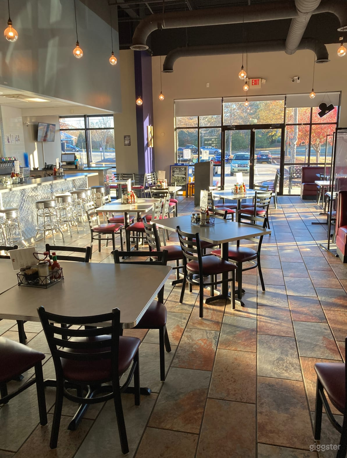 Modern Restaurant in Austell - Events  Photo 3