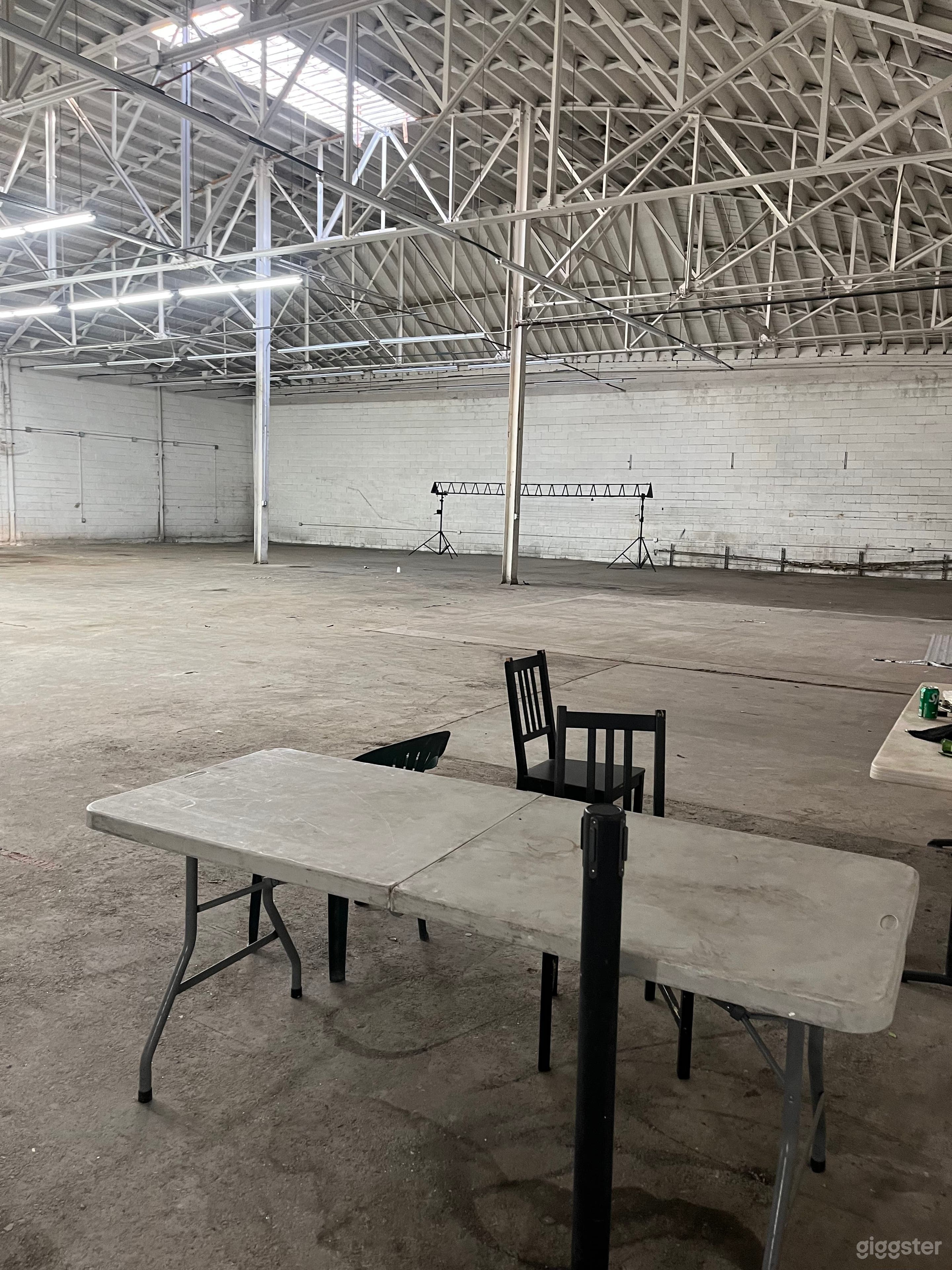 DTLA - Large Industrial Building - Private Events/Filming Photo 3