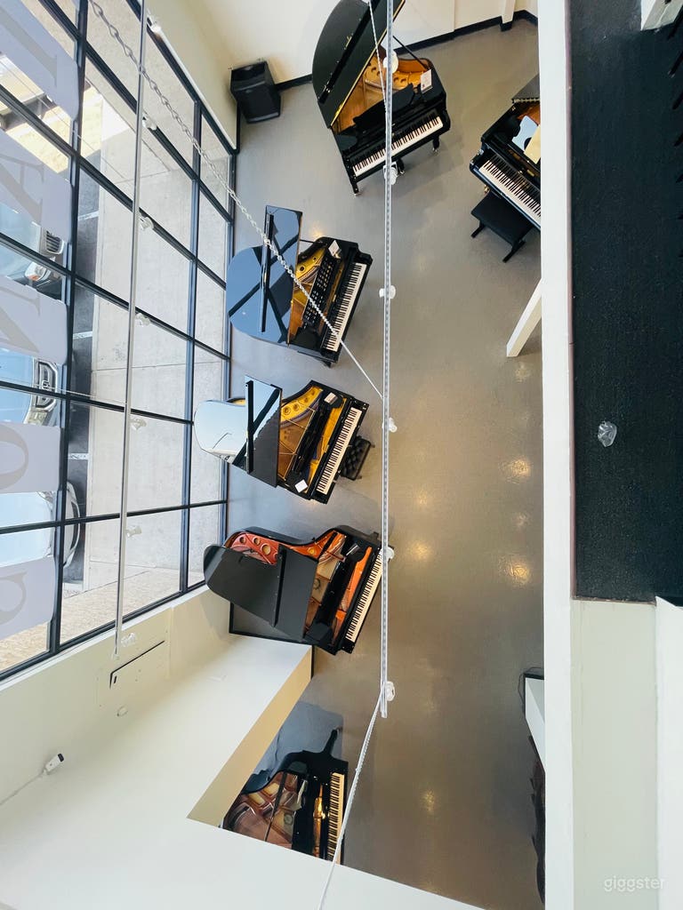  Spacious, light-filled, luxury piano store, Tempe 