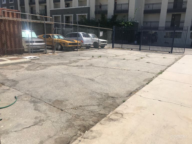  Back Ally Parking Crew Gated Car Garage Warehouse 