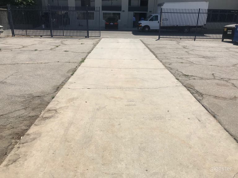  Back Ally Parking Crew Gated Car Garage Warehouse 