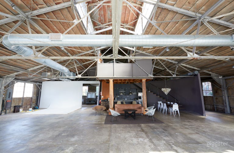  Atlanta Daylight Studio 