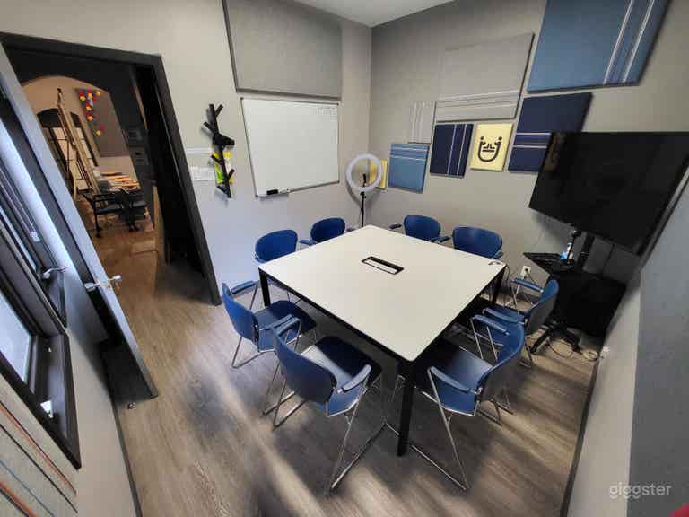  Private Room For A Small Meeting  