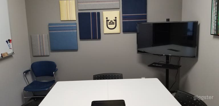  Private Room For A Small Meeting  