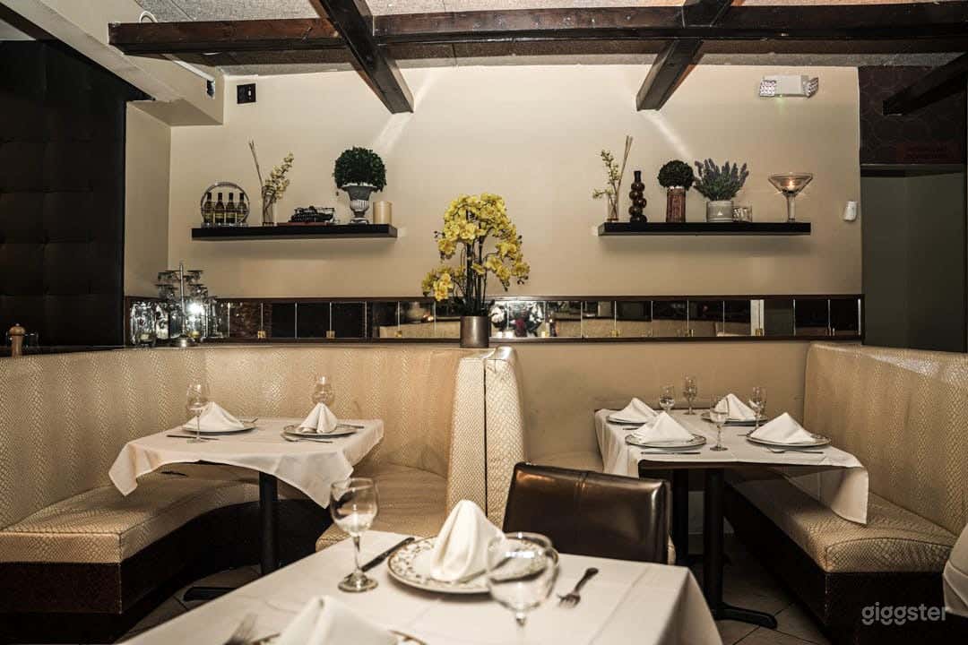 Modern Restaurant Bar for Events Photo 4