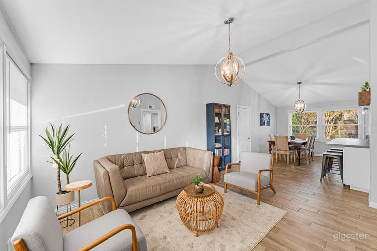  Quiet neighborhood, ranch style home 