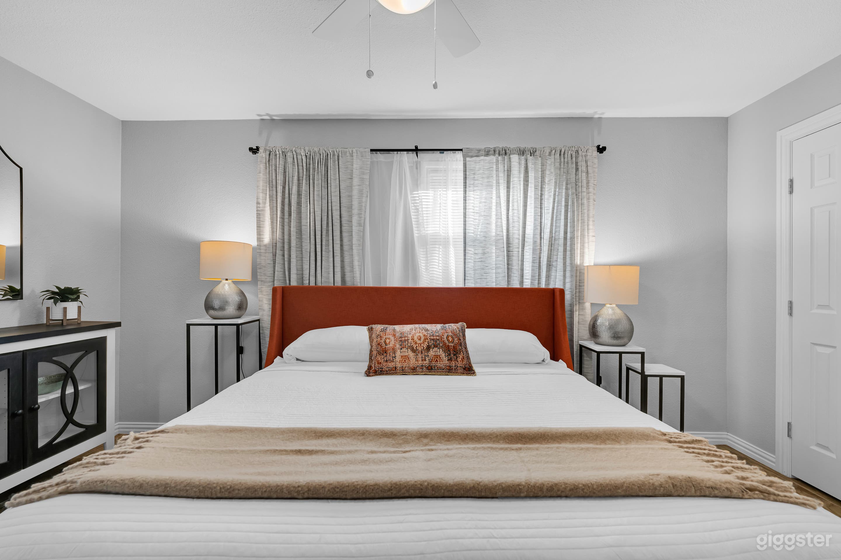 Quiet neighborhood, ranch style home Photo 3