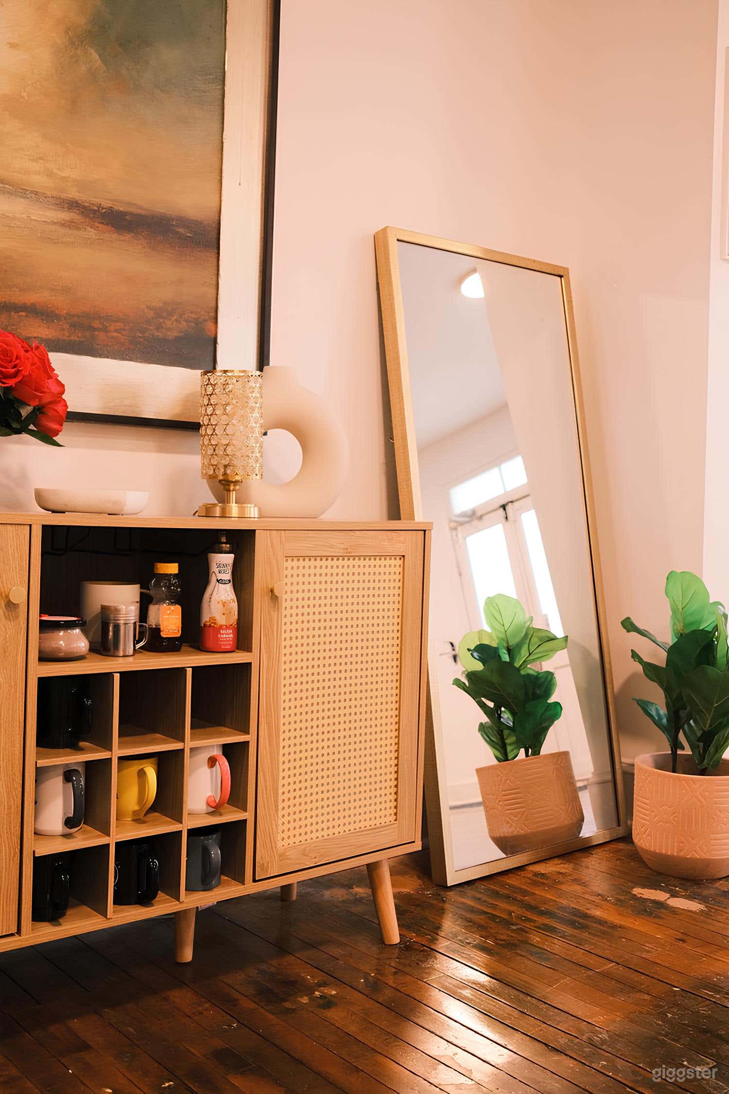 Curated Creative Studio Photo 4