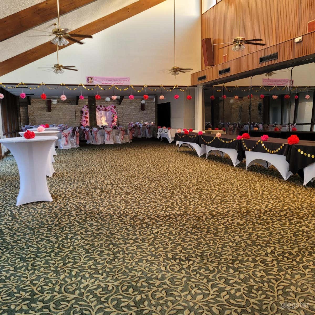 Elegant Ballroom - Northern Hills  Photo 3