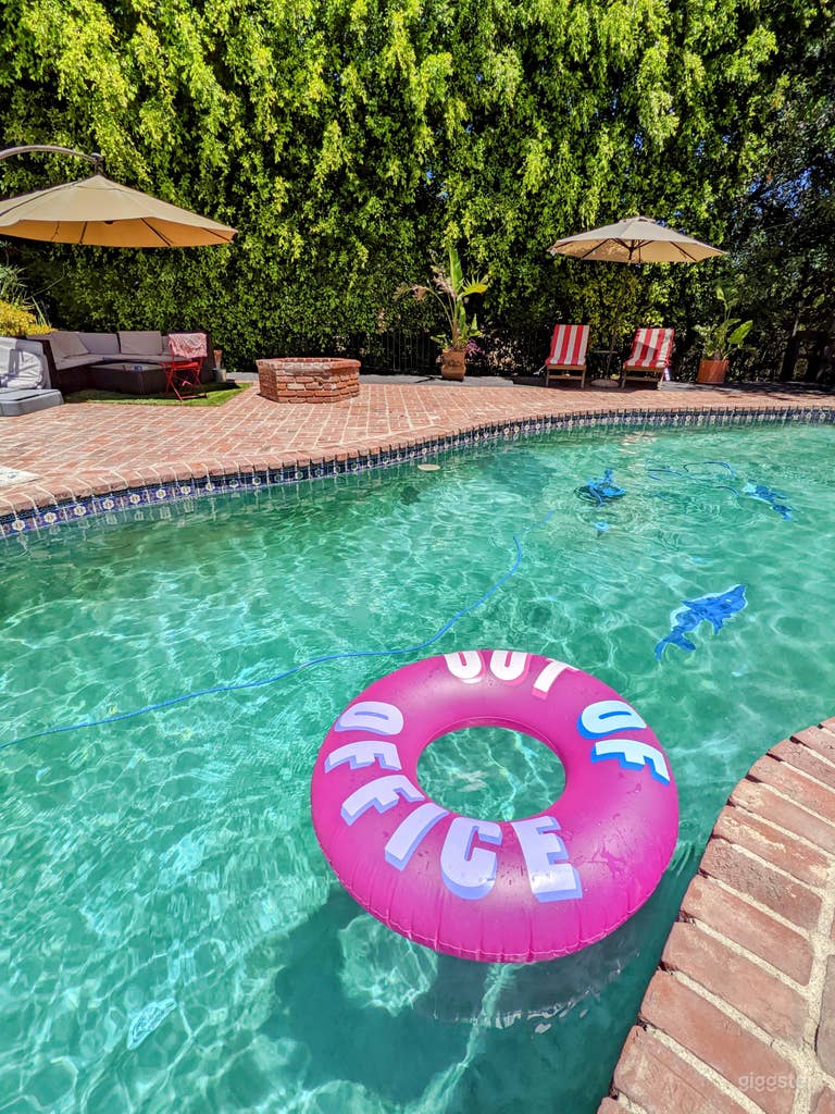  Floats available for extra 