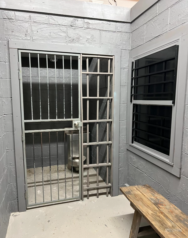 Jail Cell Photo 4