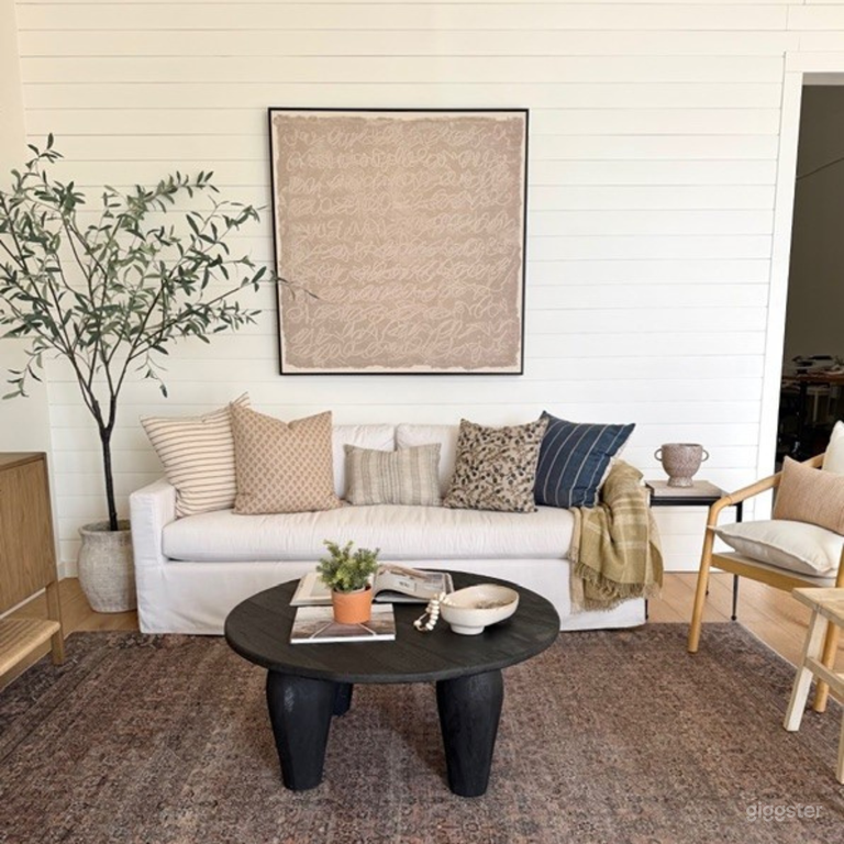  Styled Natural Light Warehouse Studio with Neutral Design 