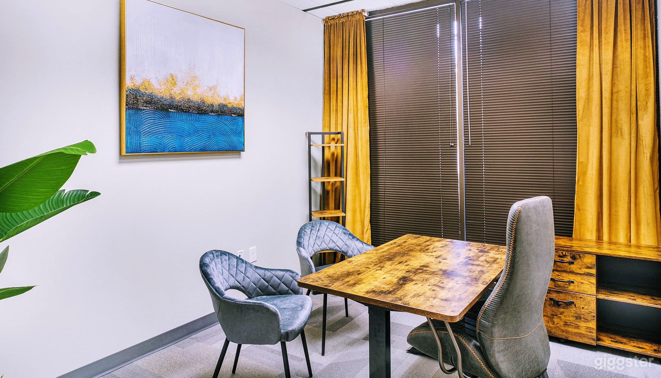 Unique Offices in Premier Atlanta CoWorking Space Photo 4