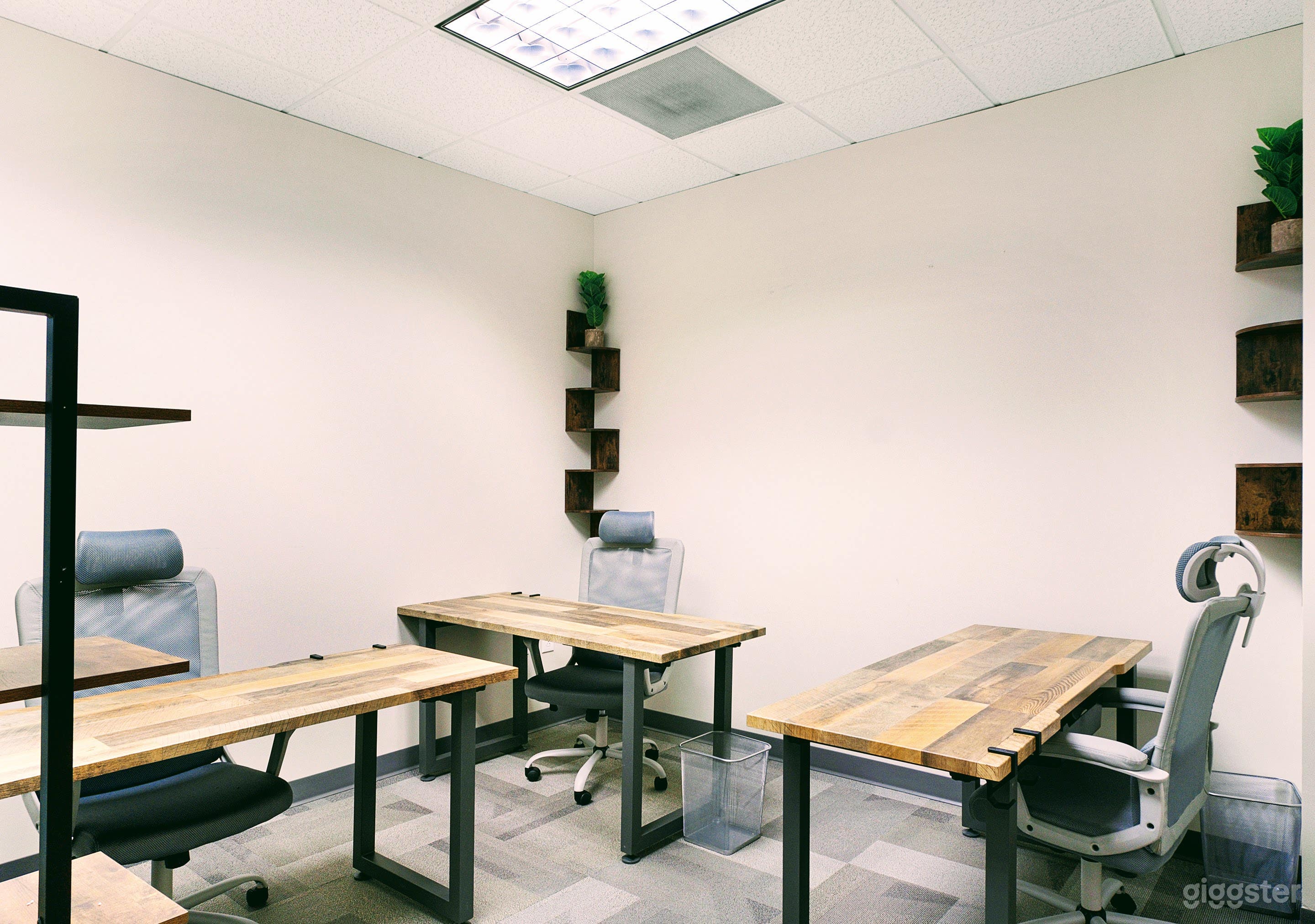 Unique Offices in Premier Atlanta CoWorking Space Photo 2