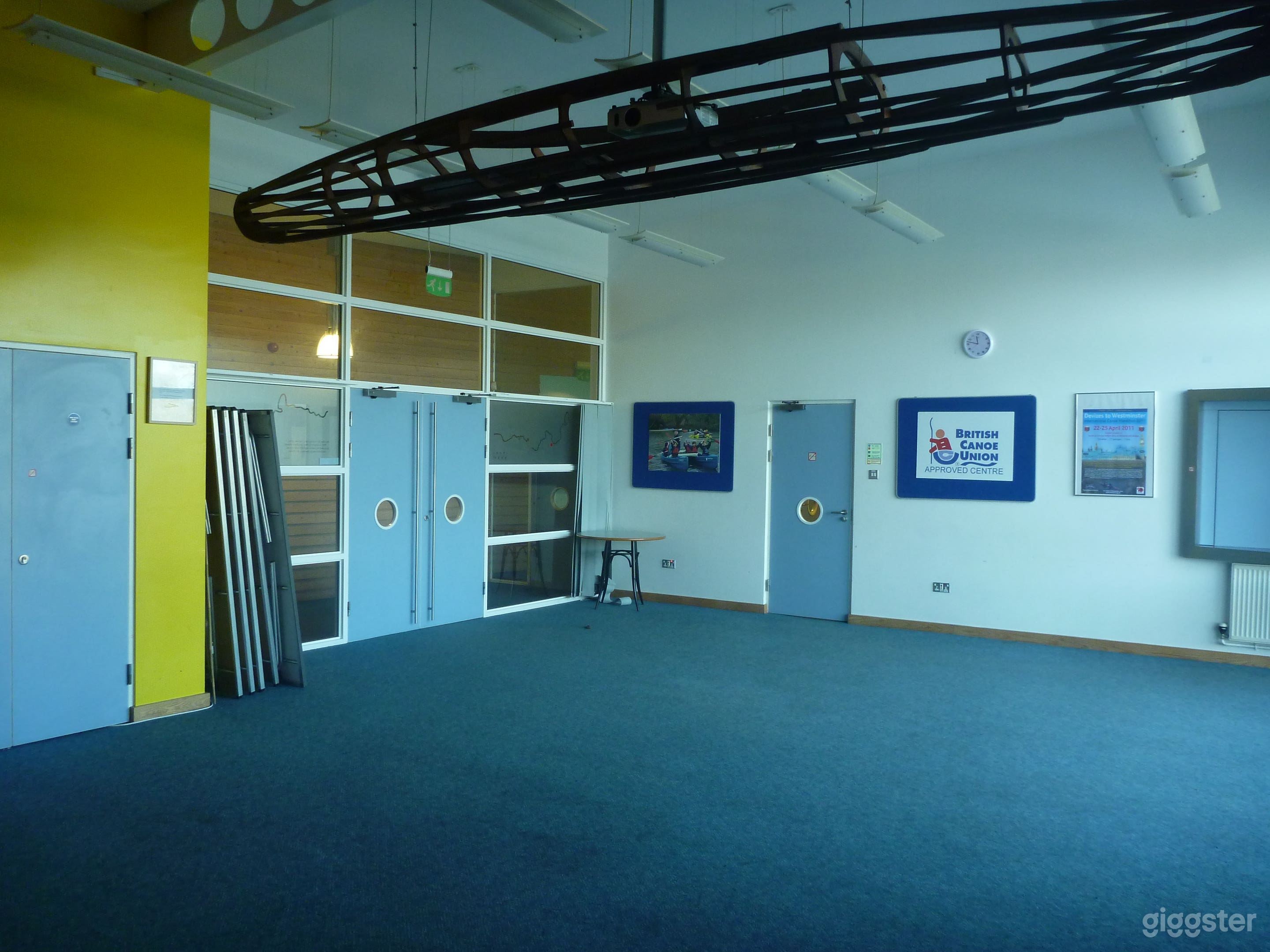 Function Room Overlooking the River Photo 3