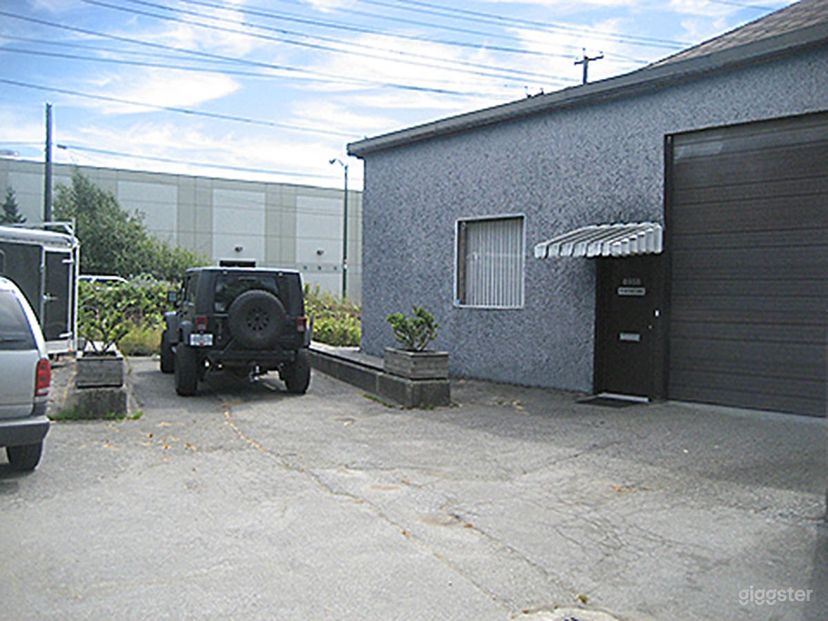 Multipurpose/Podcast Room Photo 4