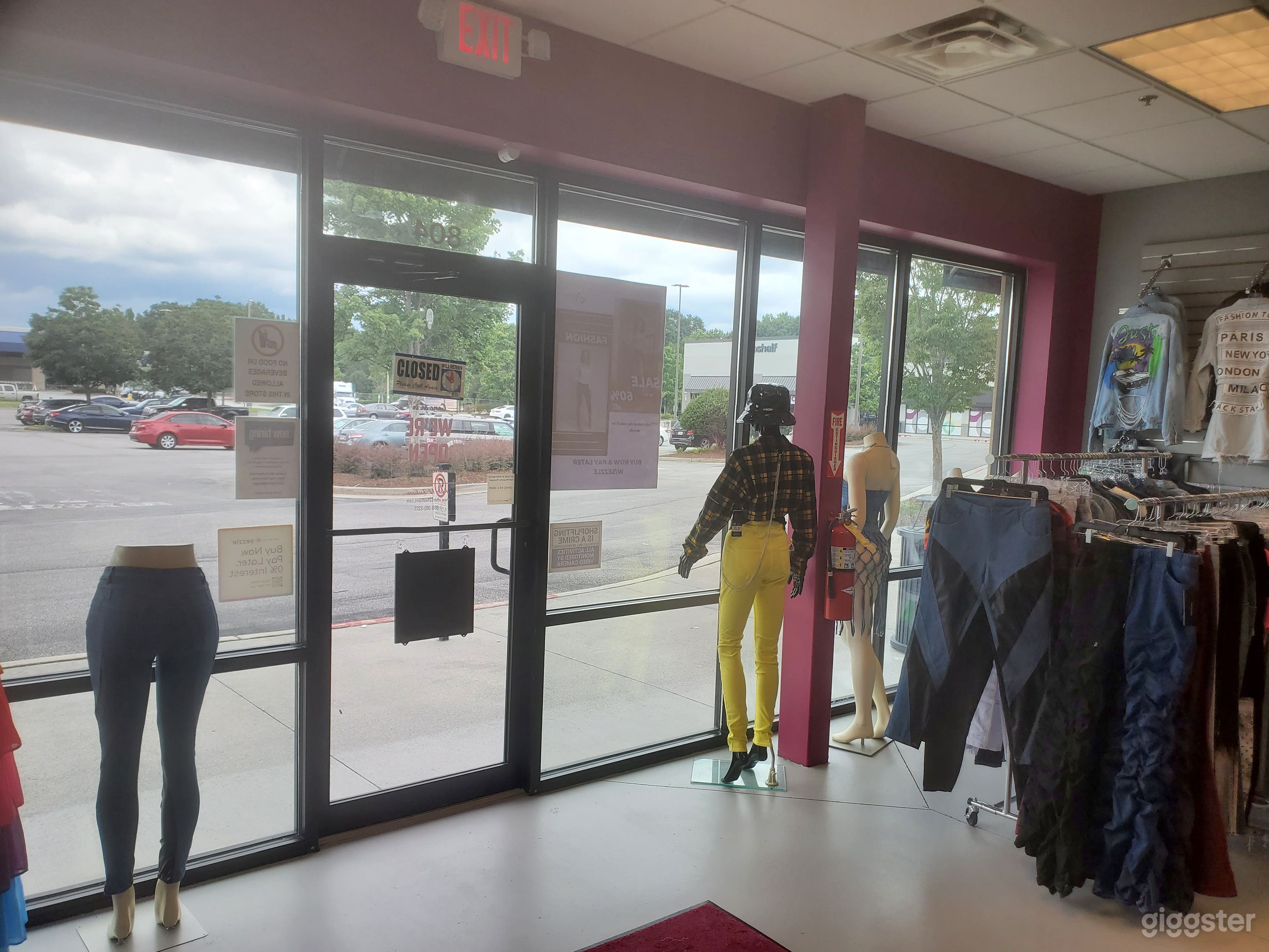 Retail Space Available  Photo 3