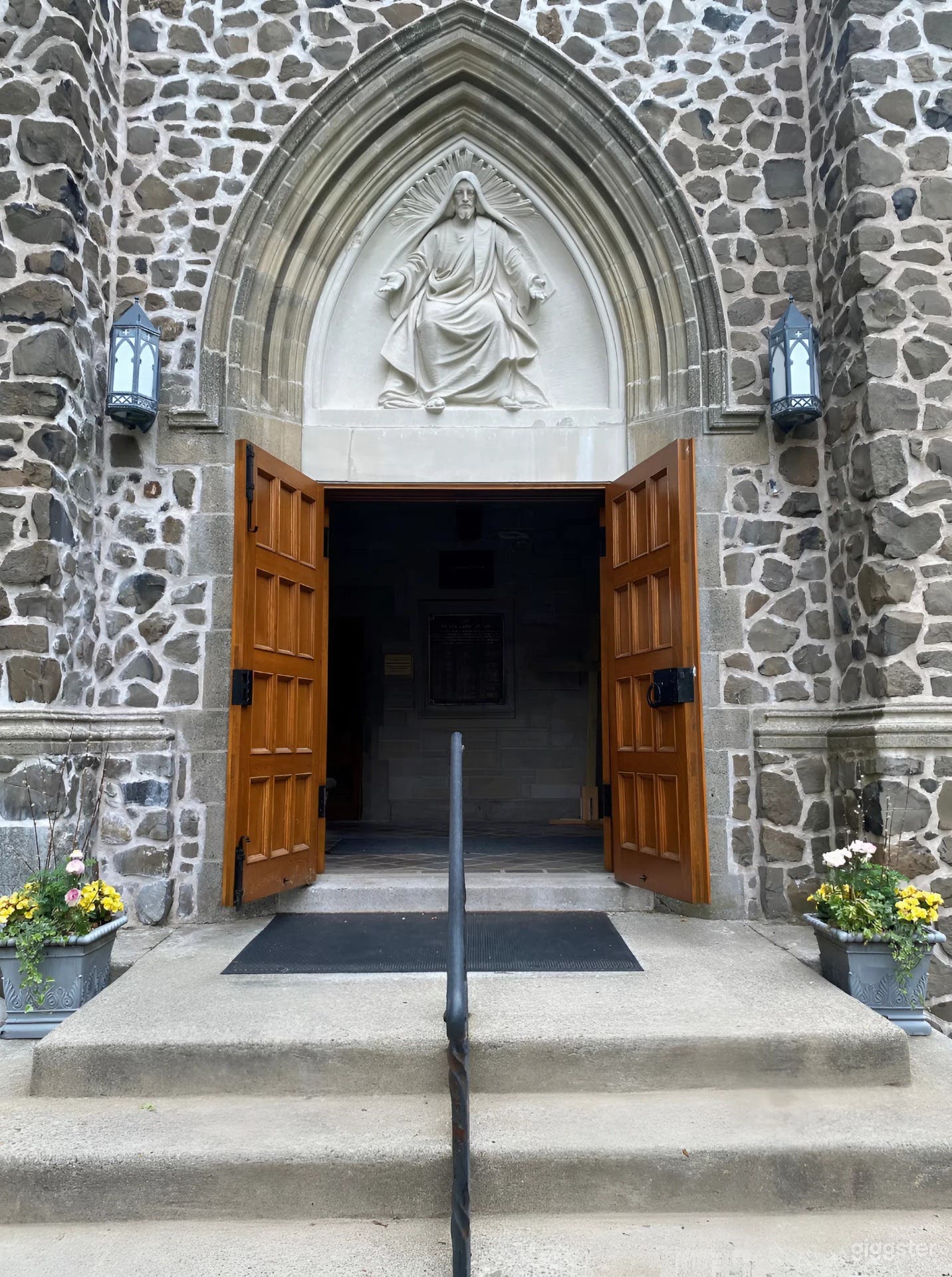 Historic Church Venue in Upper Montclair NJ Photo 4