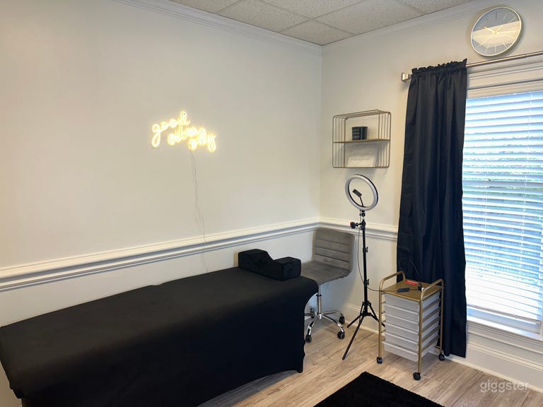  Suite privée avec lit de spa polyvalent à louer ! 