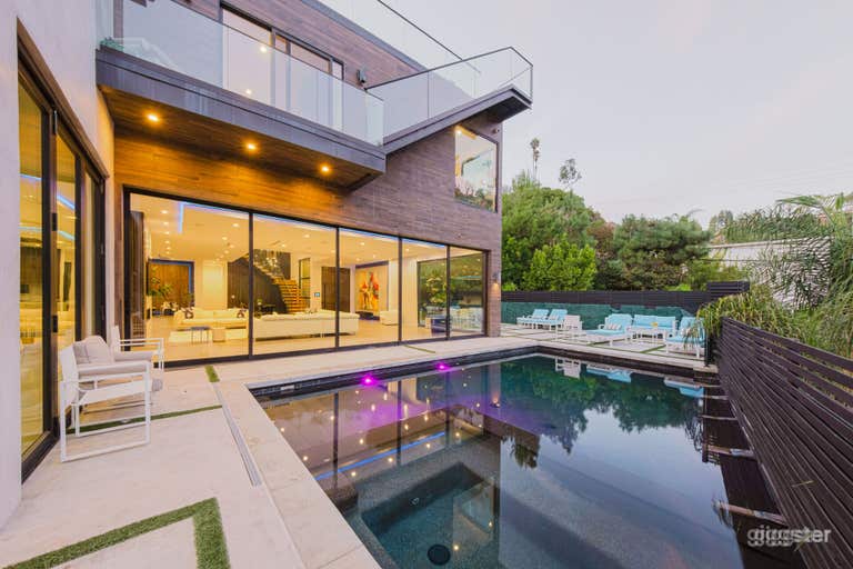  PISCINA ARQUITECTÓNICA MODERNA DE LUJO EN LAS COLINAS 
