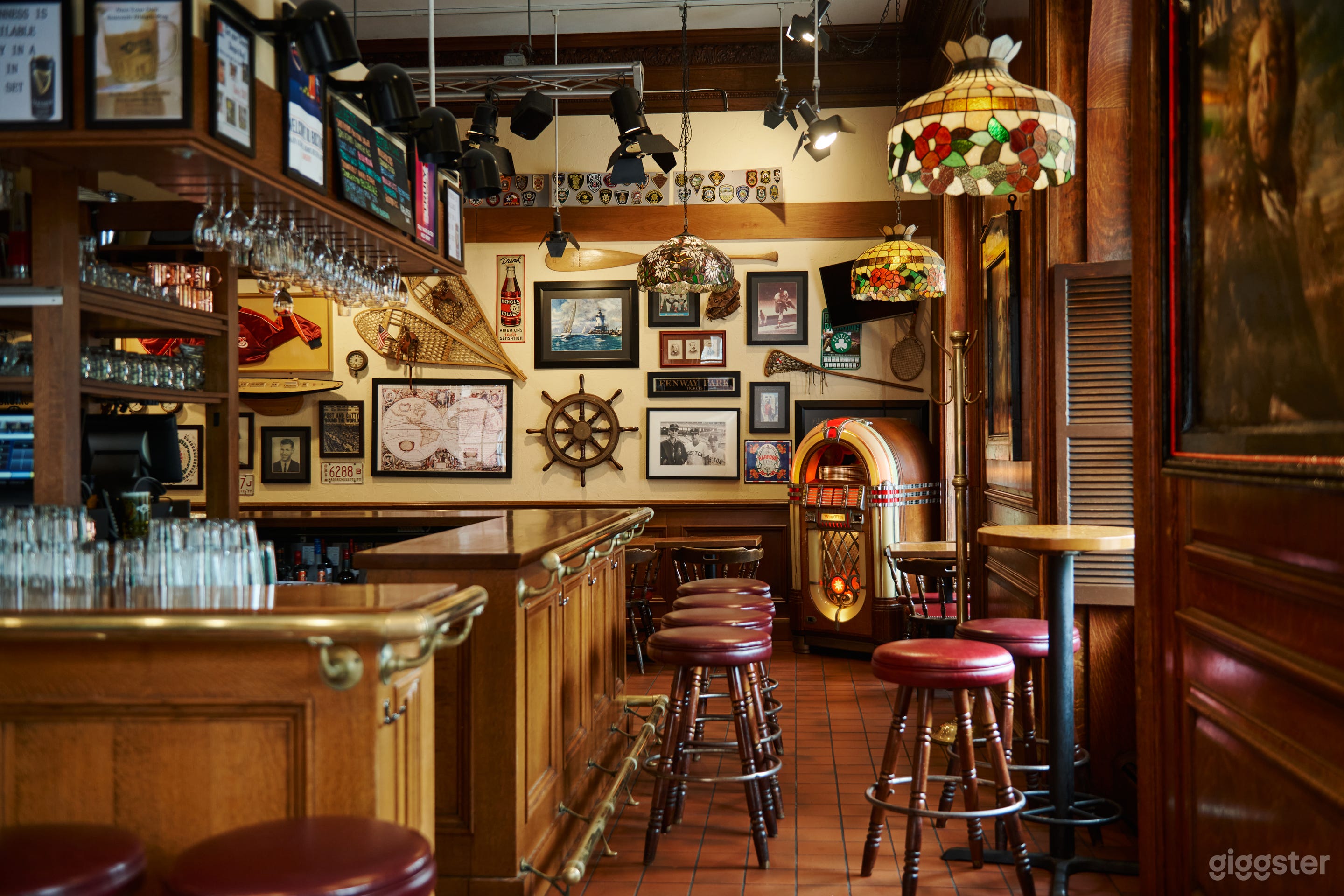 Iconic Cheers Bars in Boston Photo 1
