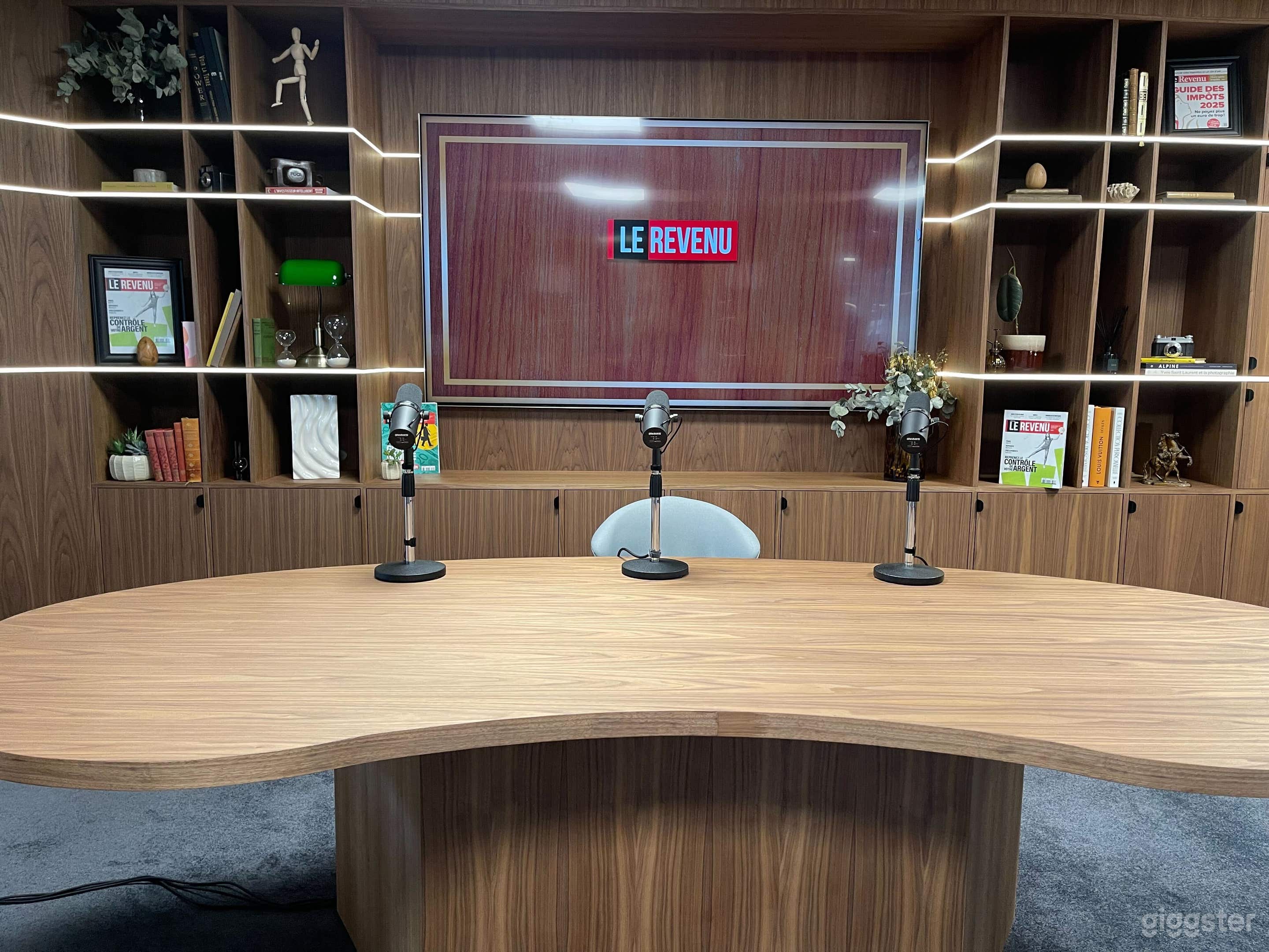 UN STUDIO D'ENREGISTREMENT DE VIDEO ET PODCAST Photo 1