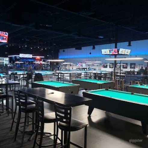  Spacious Game Room and Full Restaurant in Edmonton 