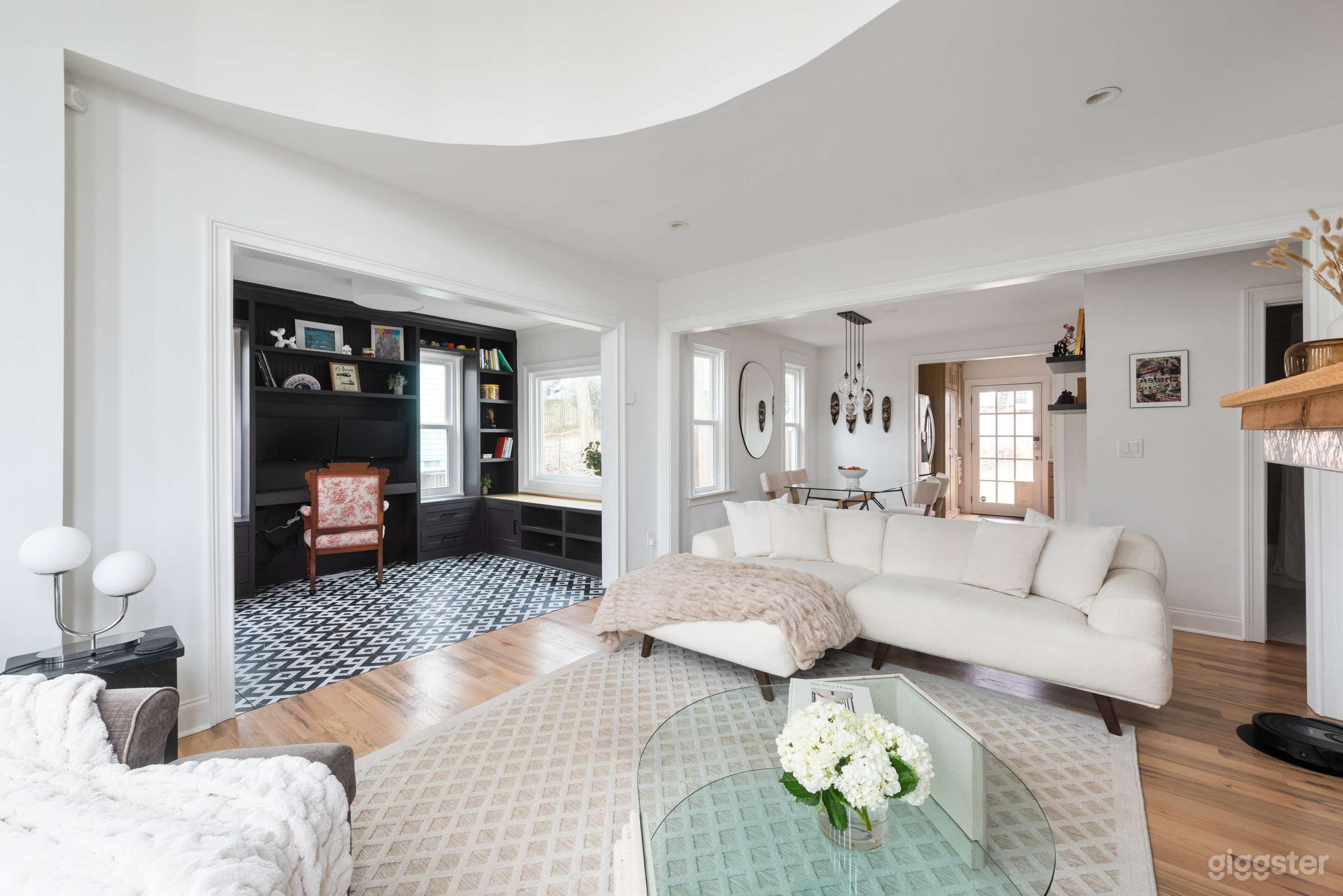 Arcadia Abbey - NEW! Designer Luxe, Full Amenities Photo 4