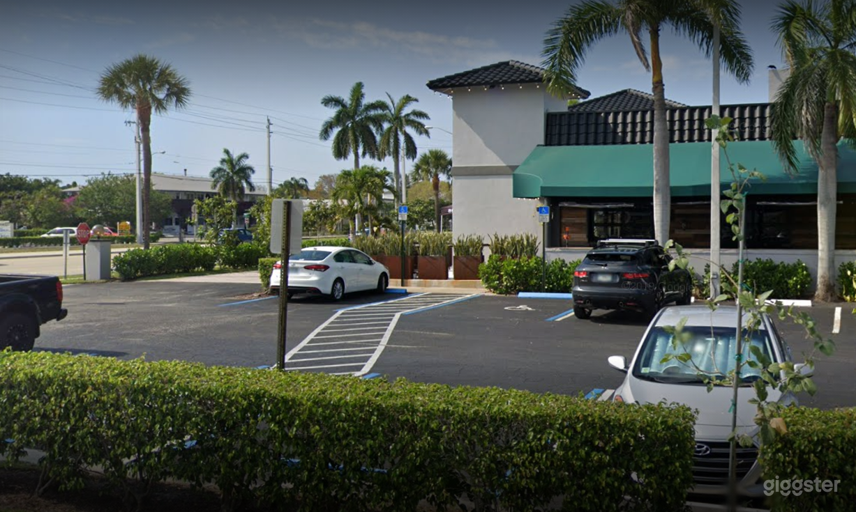  Large Parking Area for Movie Productions  Photo 4