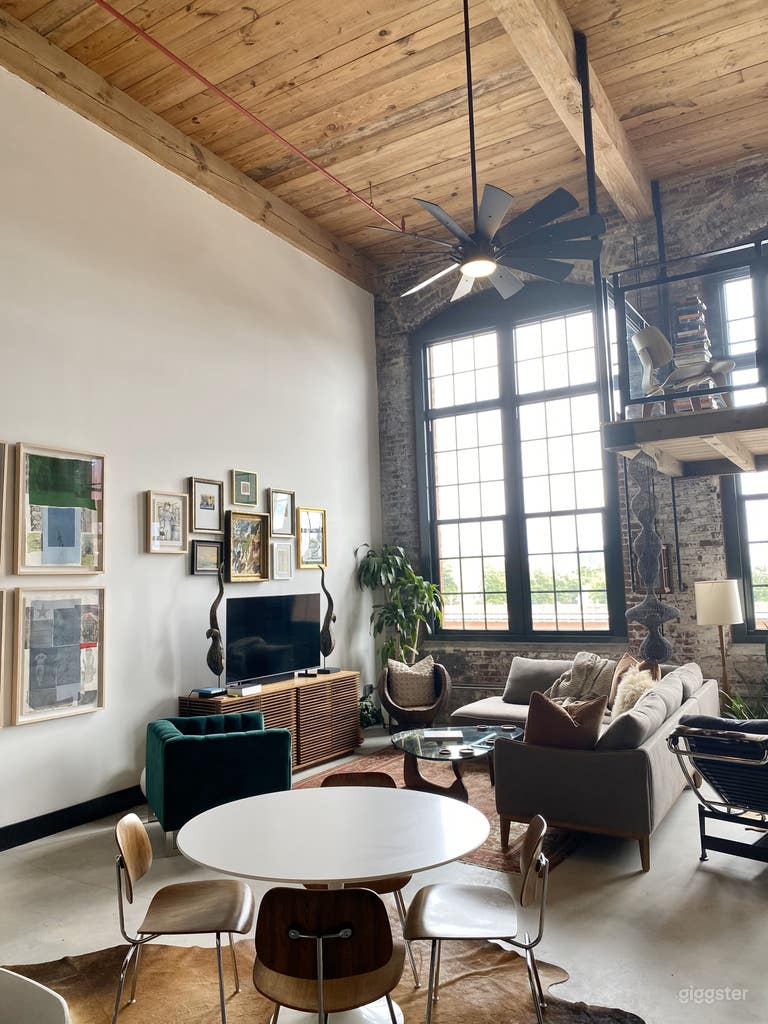  Living room in open living area 