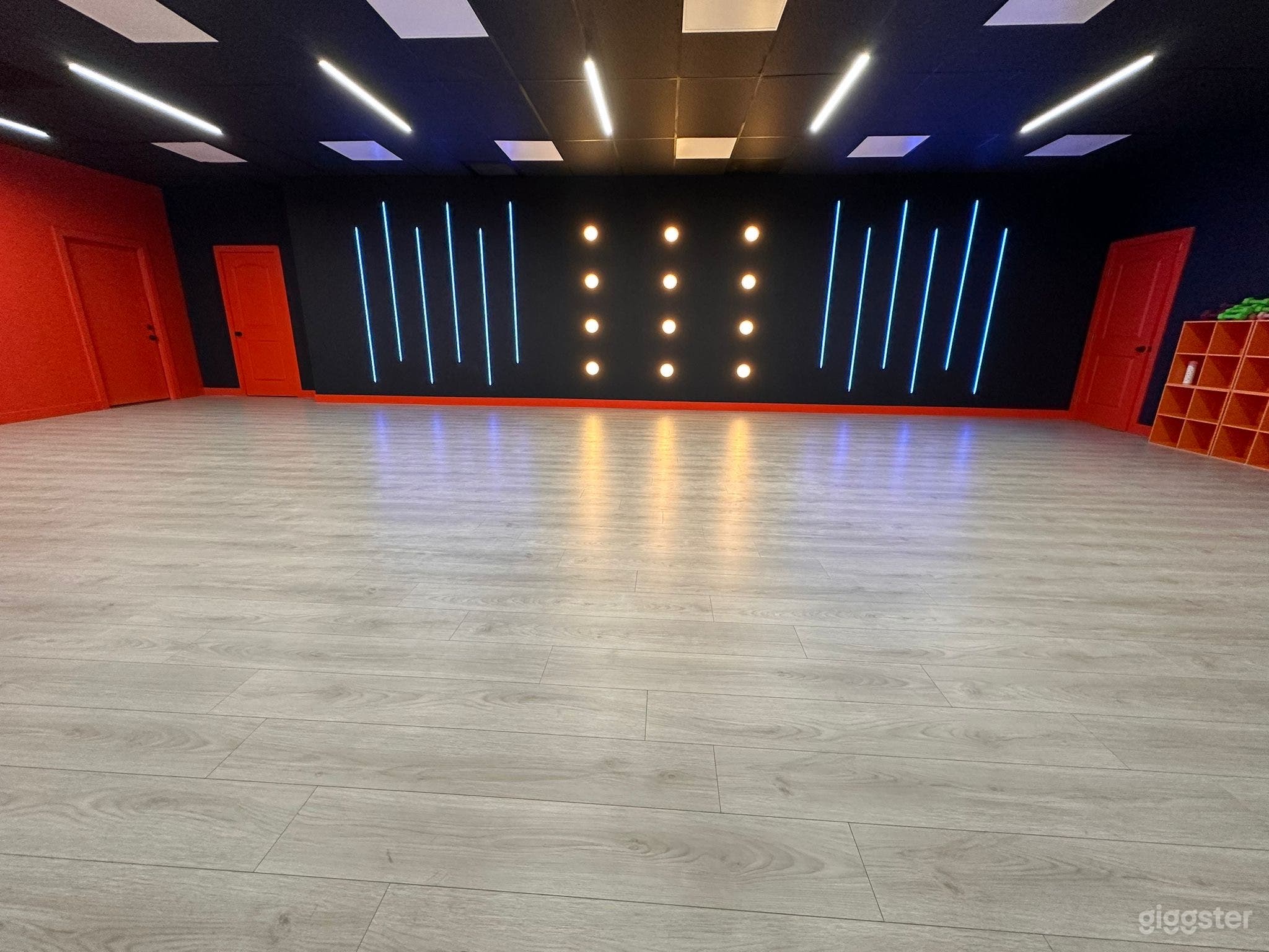 One of a kind dance studio Photo 4