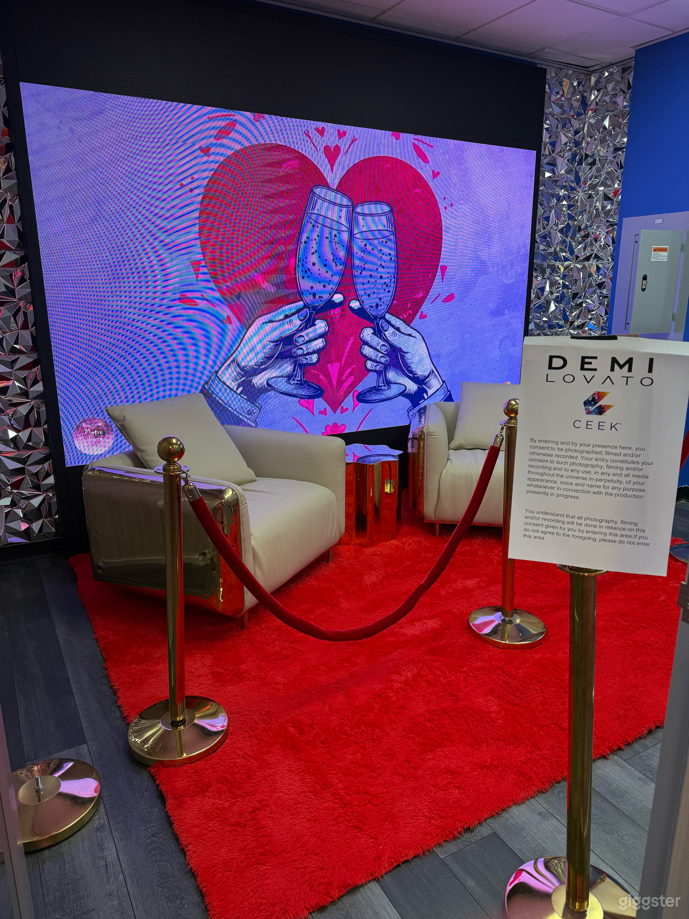 Ceek Studios - 2 LED Video Walls Photo 3