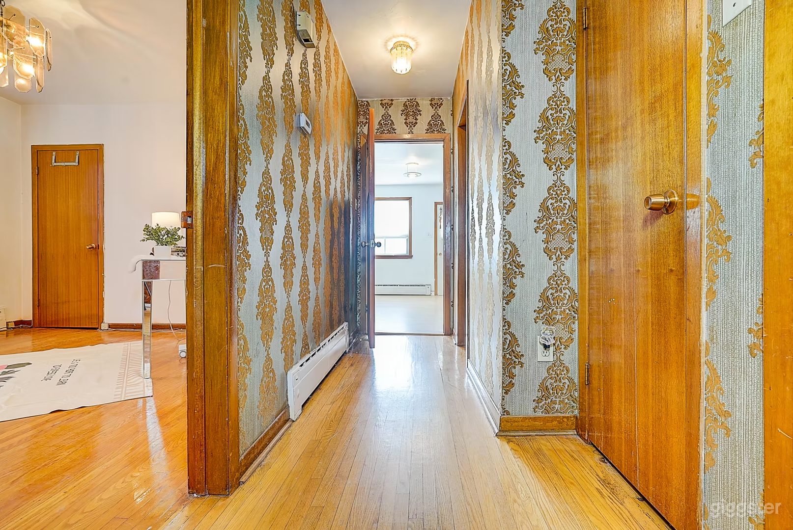 Archive 65 - Original 1960's House Photo 2