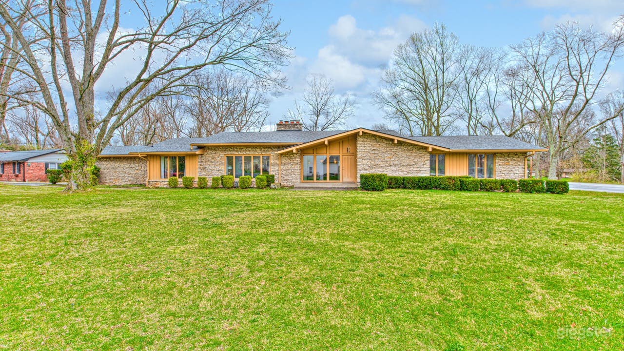 rental space unlock★ Spacious and Relaxing Workspace for Rent $395 - The Zoo