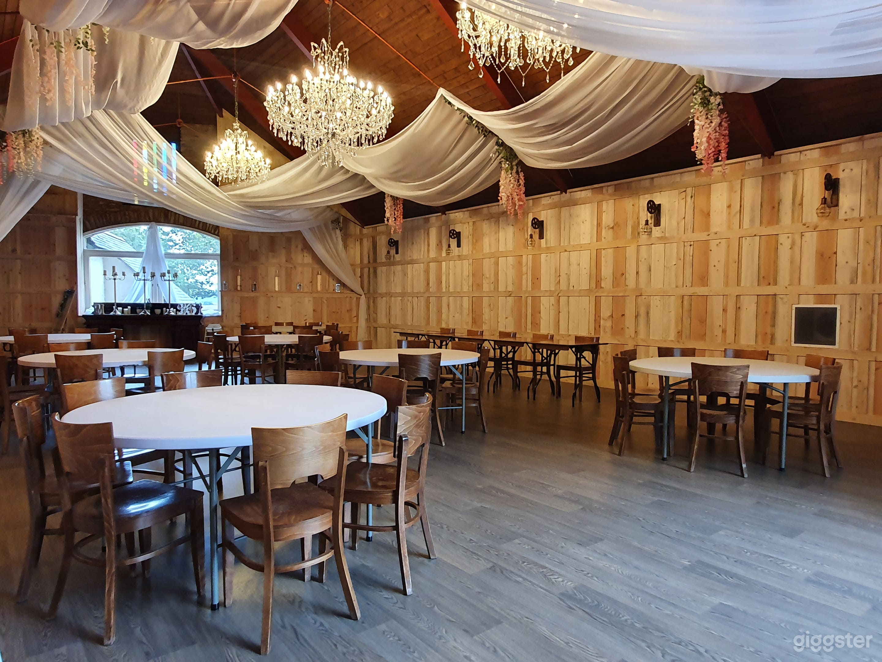 Old Barn Studio 1 Photo 4