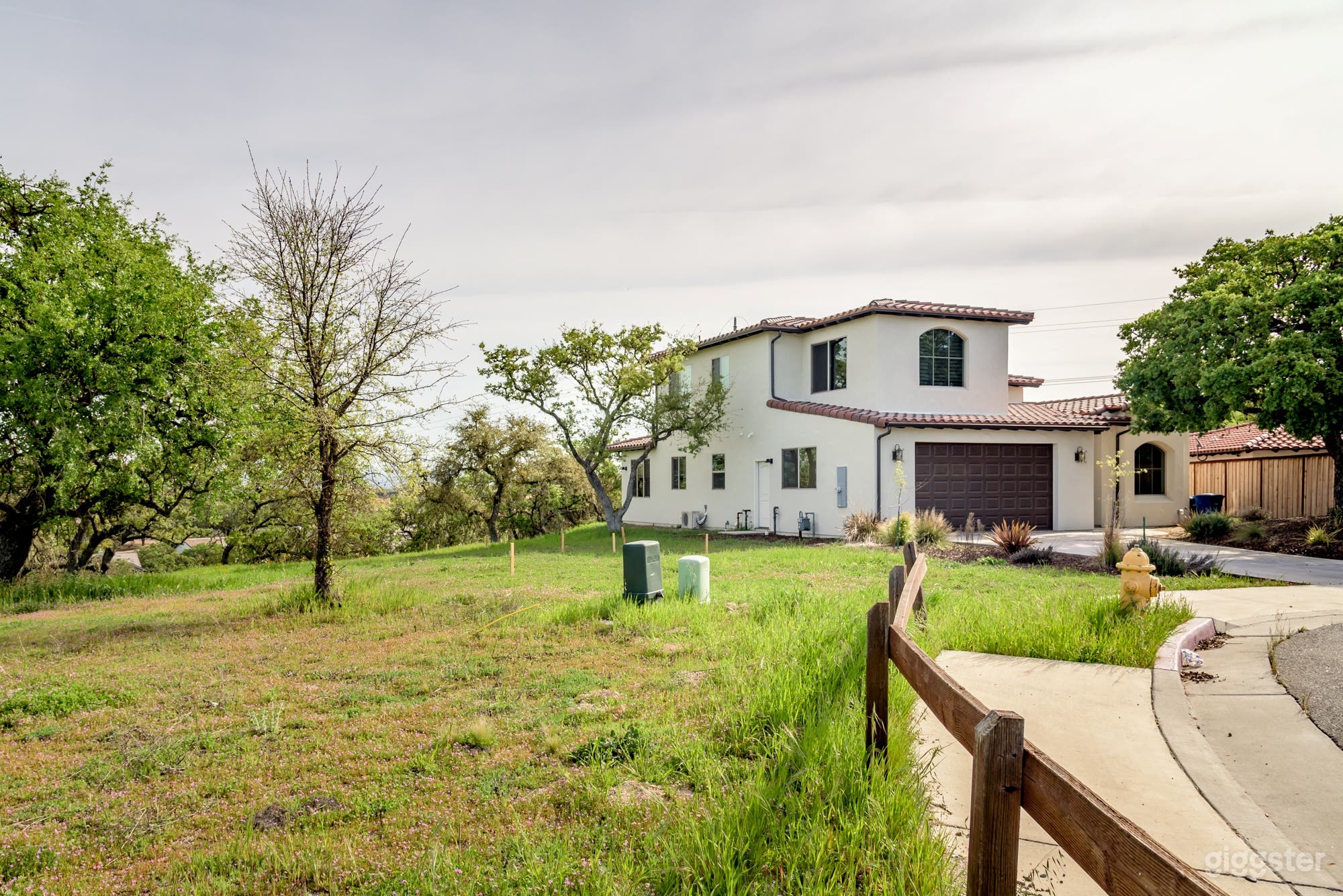 Paso Dream: A Luxurious Retreat in Wine Country Photo 1