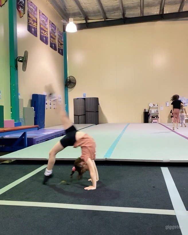 Amazing Cheer &amp; Dance Gymnasium in Loganholme, QLD Photo 4