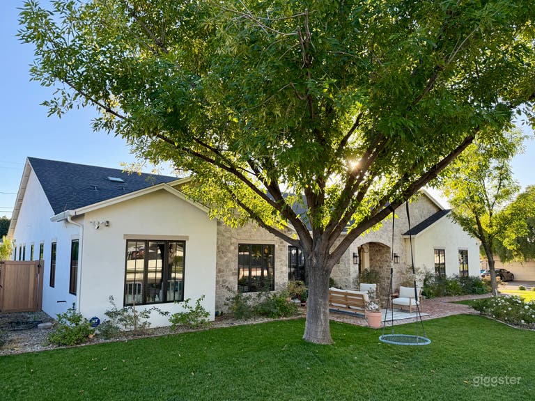  Warm Minimalist Organic Modern Home 