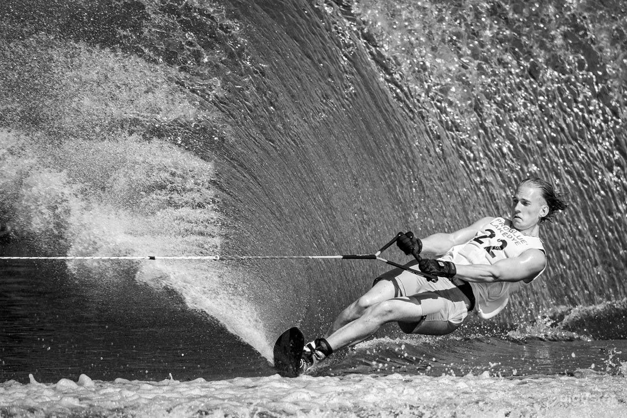 Unrestricted permission for recreational use including powered watersports. Top British Water Ski site