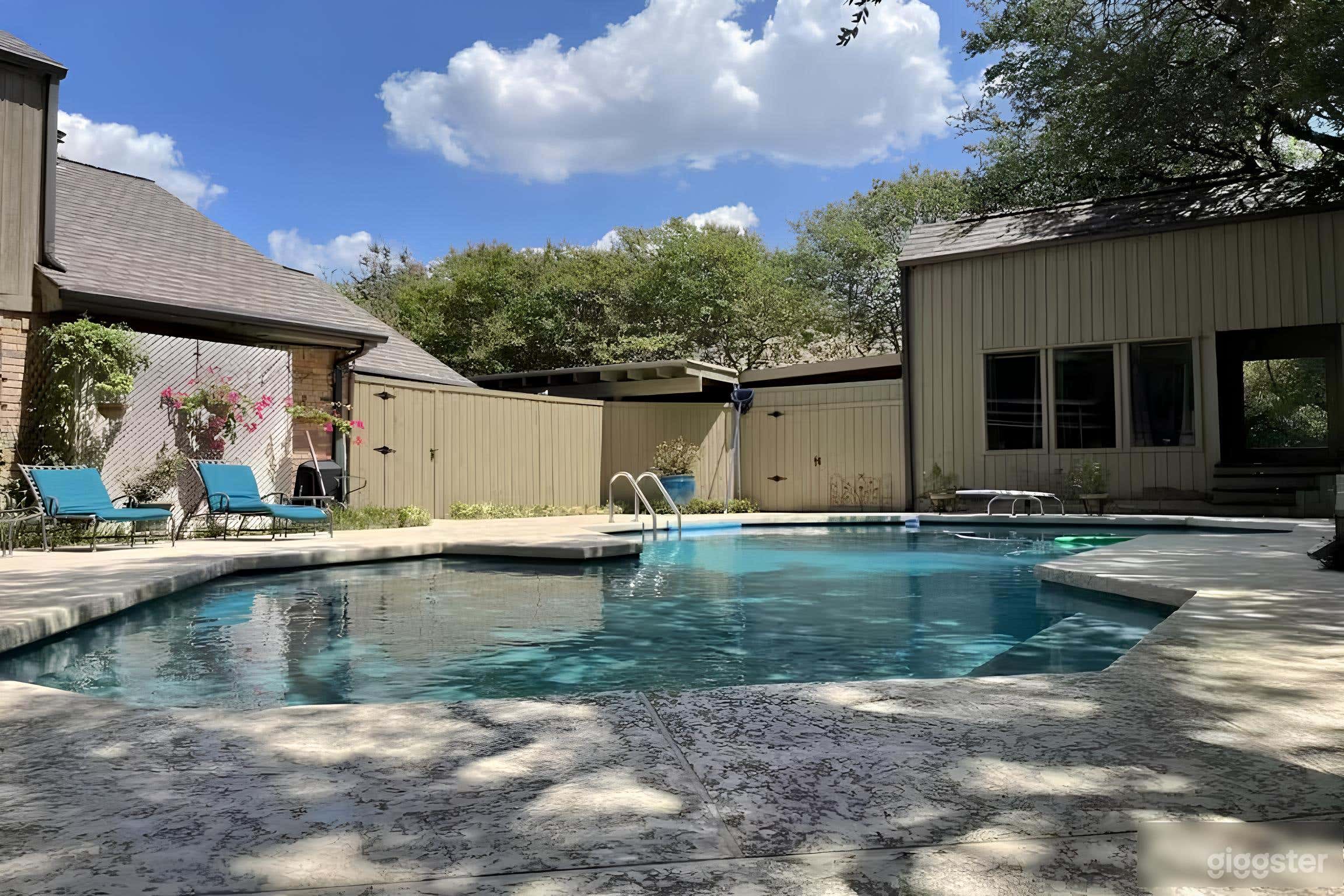 Farmers Branch Serenity Pool Photo 1