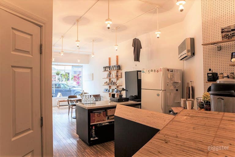  Bright And Well Designed Store Front 