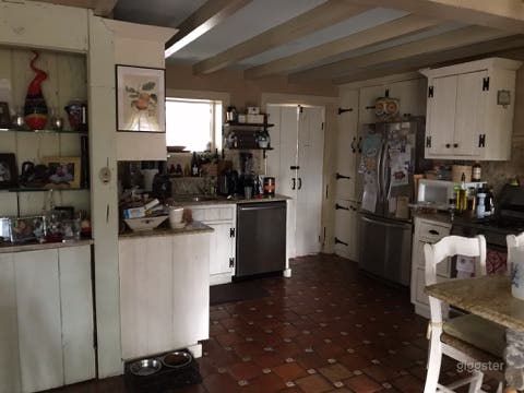 Historic Log/Stone Cabin Home  Photo 3