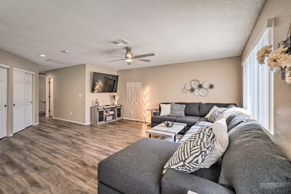 Home: Perfect for Photoshoot and Film Production! Photo 1