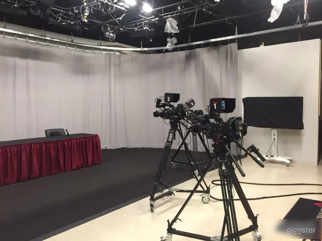 Fully Equipped TV Studio Photo 4