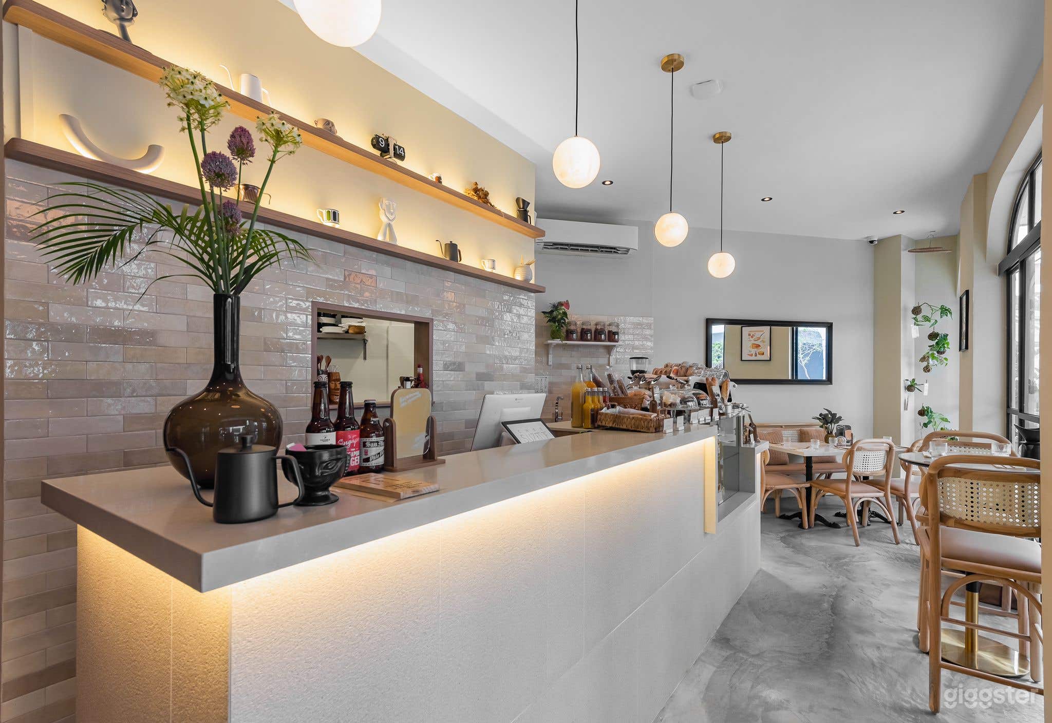 Level 1- Inviting Space with Glass Paneled Doors Photo 3