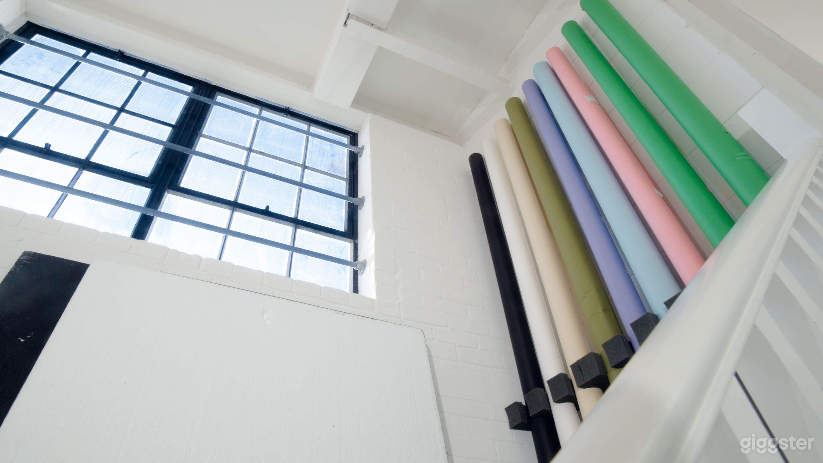 White Brick Warehouse Studio Photo 4