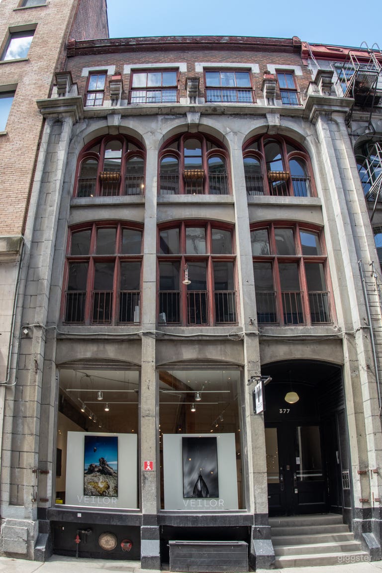  Old Montreal Art Gallery 