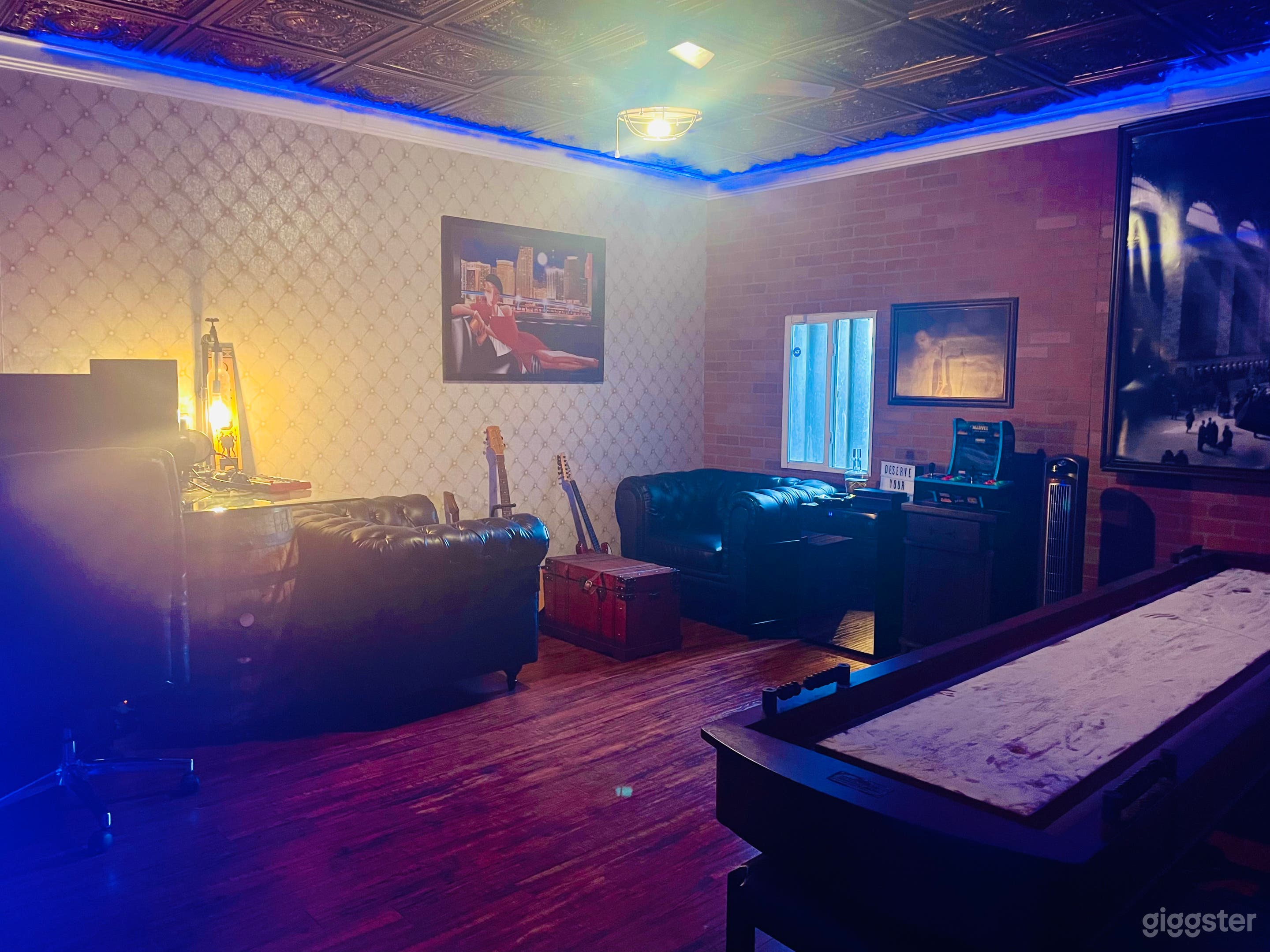 Studio prohibition era style