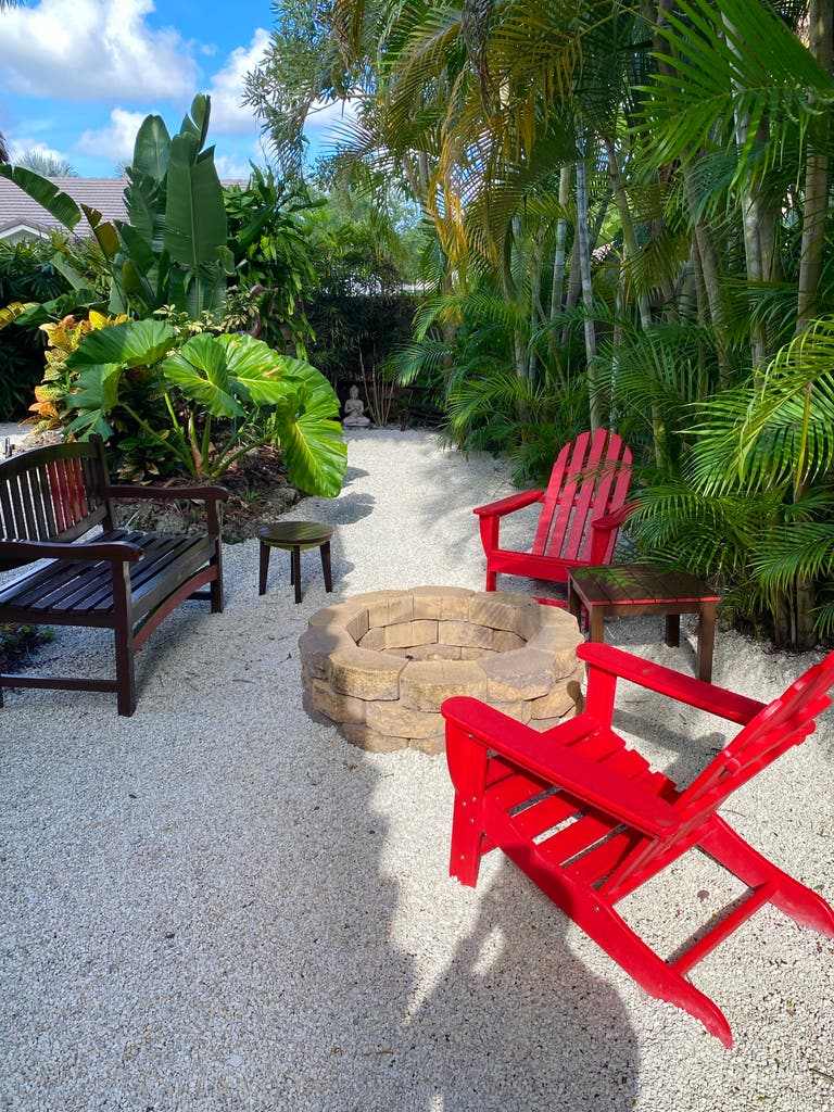  Seating area with fire pit 