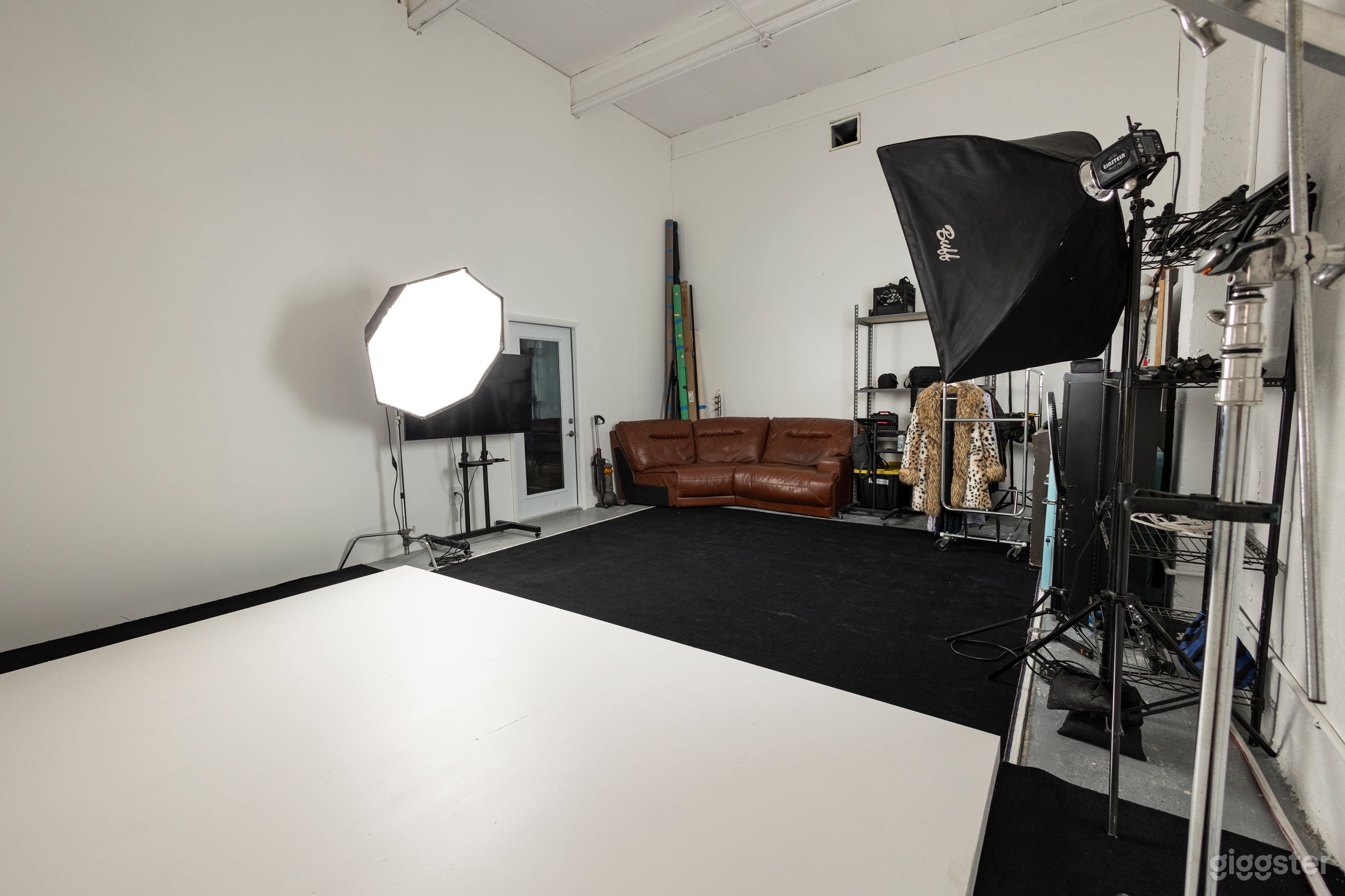 Miami Design Shop Studios Photo 4